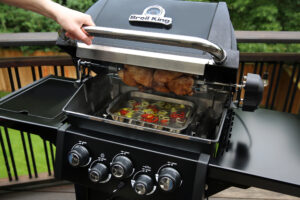 Broil King Royal 390 Shadow gas BBQ